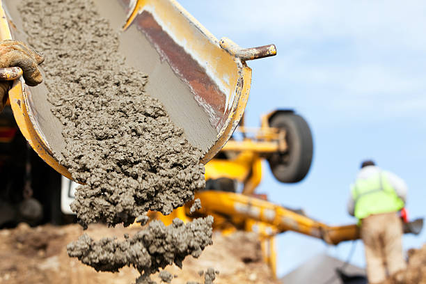  Hollandale, MS Concrete contractor Pros